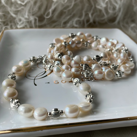 Gorgeous Freshwater Pearl Silver Tone Necklace + Bracelet Set - Picture 4 of 5
